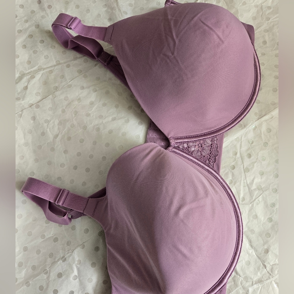 ☕️ VANITY FAIR UNDERWIRE BRA SIZE 42DDD